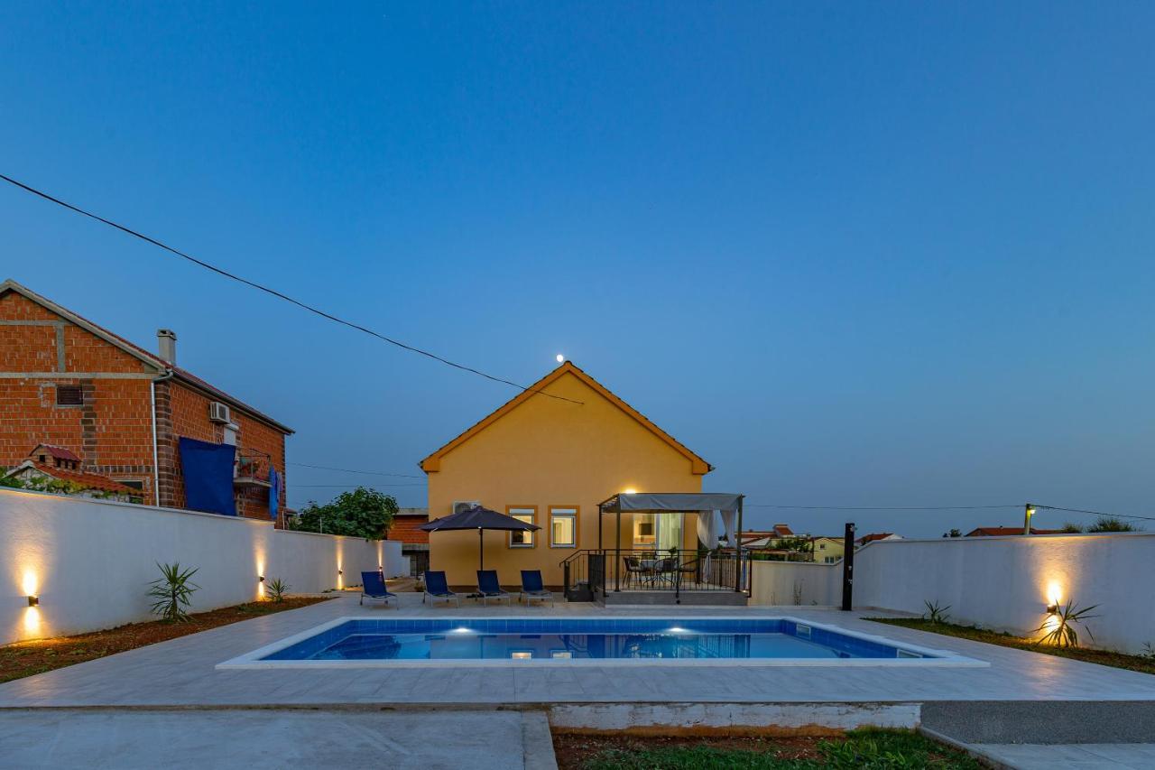Villa Family And Friends Private Heated Pool With Jacuzzi زادار المظهر الخارجي الصورة